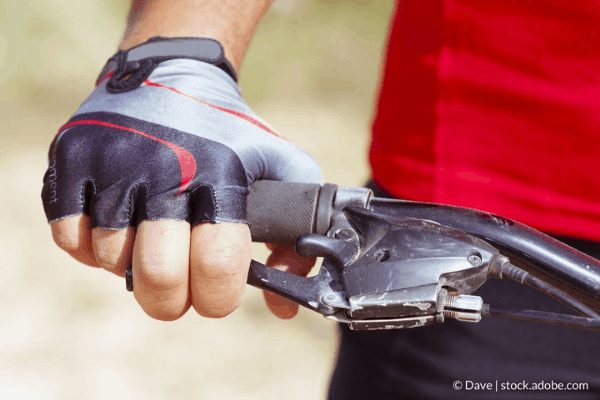 Clean bicycle brake rotor