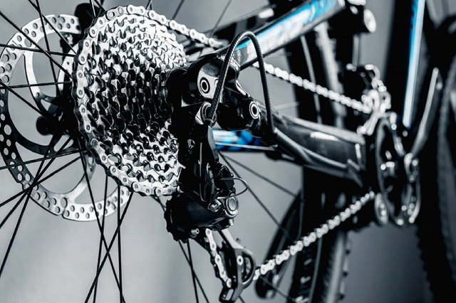 How to adjust bicycle gears