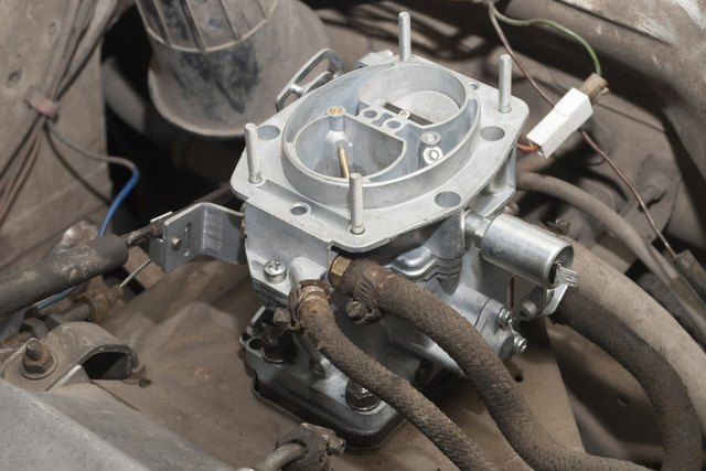 How to clean a car carburettor