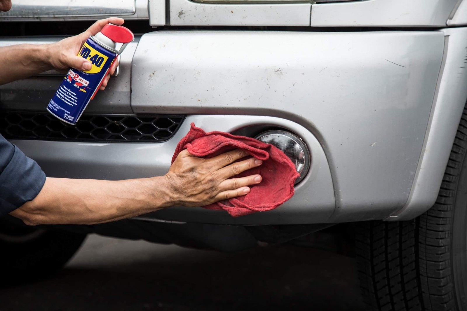 How to clean a car OBD connector