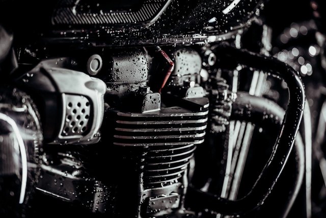 How to Clean a Motorcycle Engine Safely
