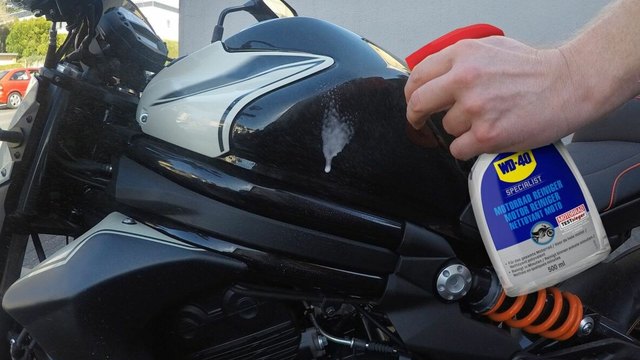 How to wash a motorcycle properly