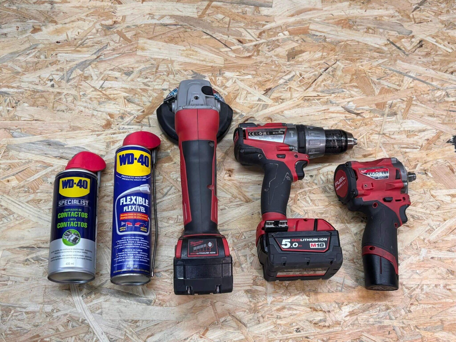 How to clean and maintain cordless tool batteries