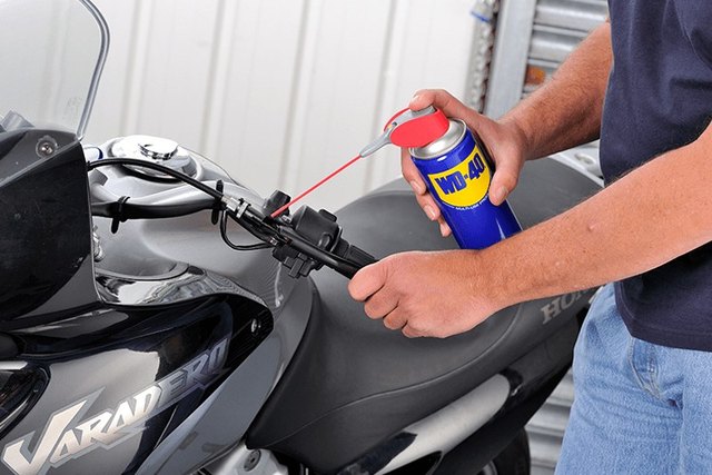 How to Clean and Maintain Motorcycle Brake Levers