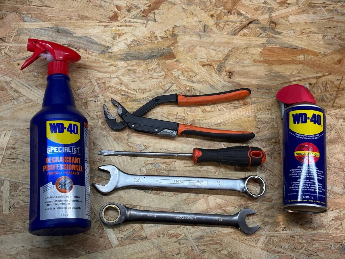 Protect and lubricate