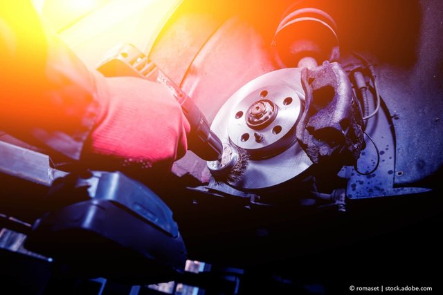 How to Clean Car Brakes Yourself