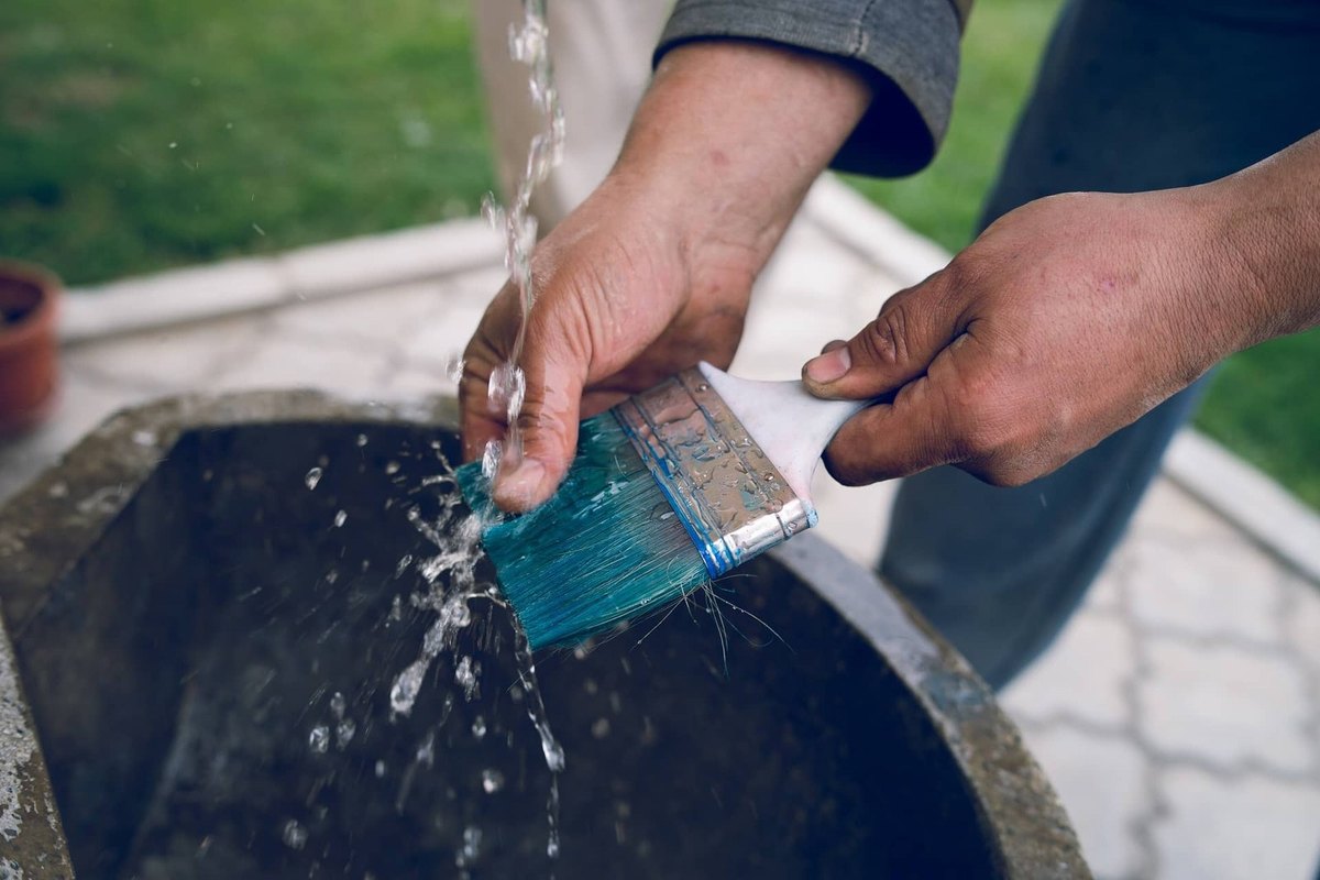 Wash out water-based paint