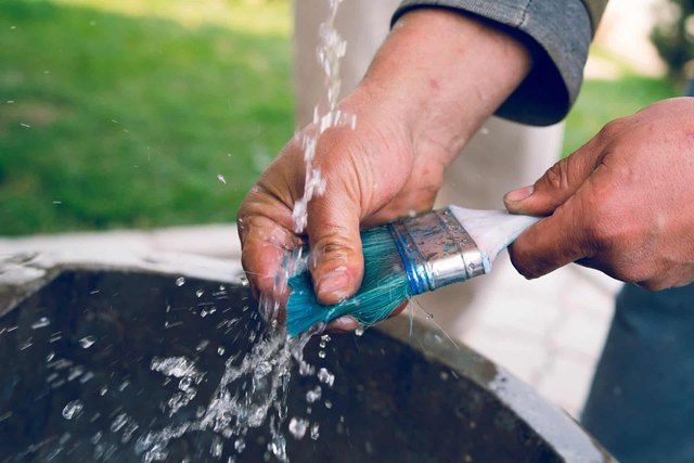 How to Clean Paint Brushes and Keep Them Like New