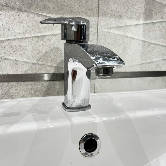 How to fix a leaking tap