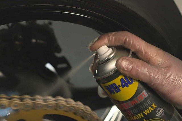 How to Clean and Lubricate a Motorcycle Chain