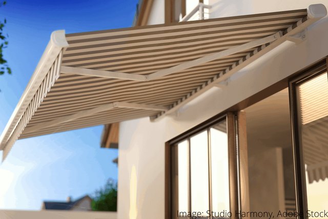 How to lubricate a sun sail or awning