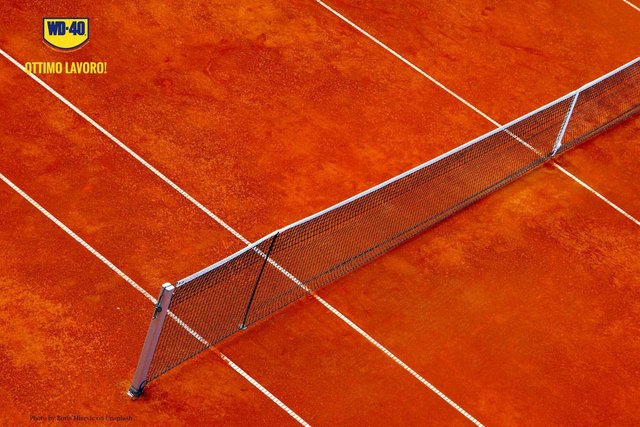 How to lubricate tennis net mechanisms