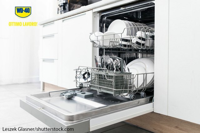 How to Maintain a Dishwasher Yourself