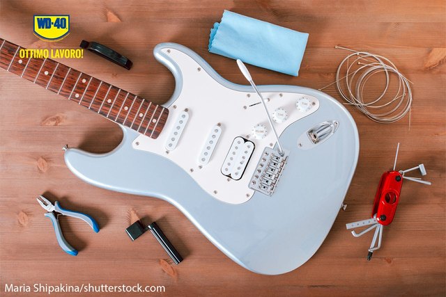 How to look after a guitar and its strings