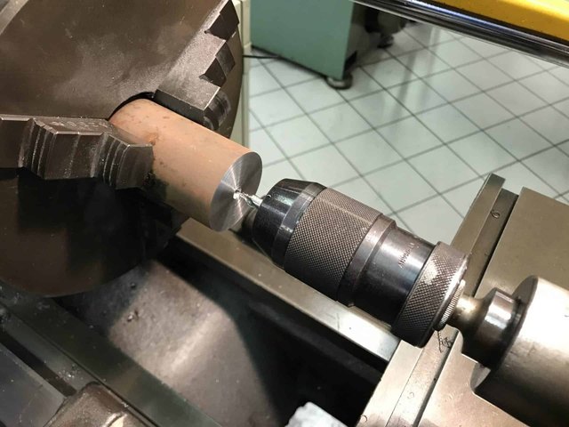 How to Maintain a Lathe Drill Chuck