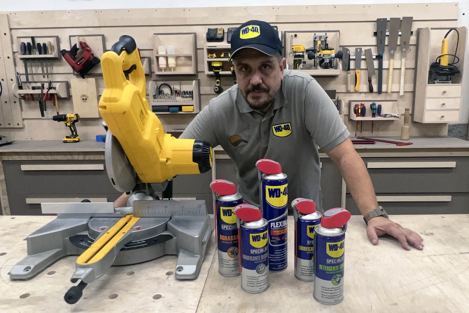 How to Maintain a Mitre Saw