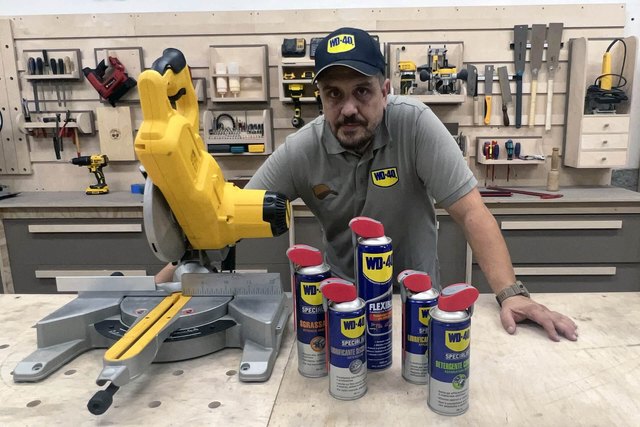 How to Maintain a Mitre Saw