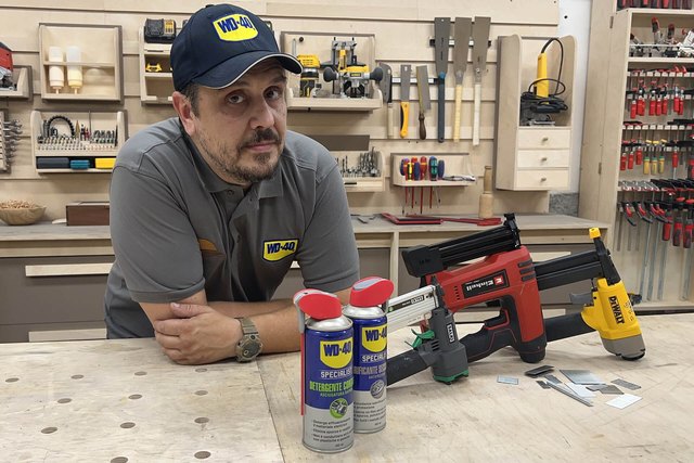 How to Maintain a Staple Gun and Nailer