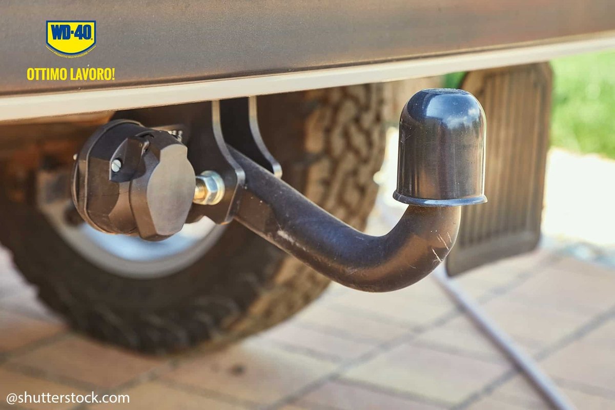 Check the mountings and ball diameter