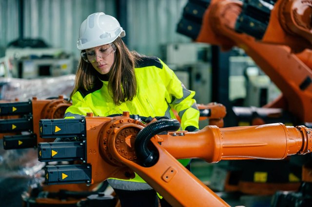 How to maintain industrial machines