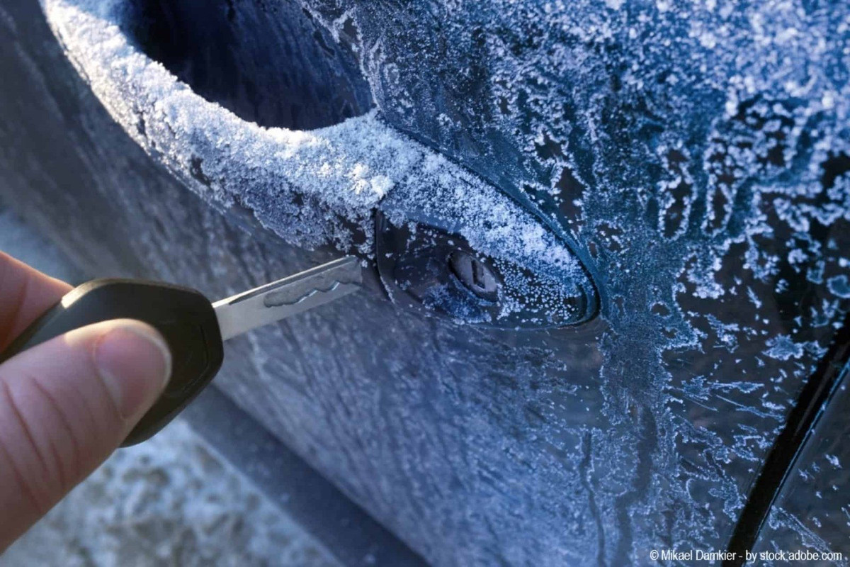 How to Open a Frozen Lock