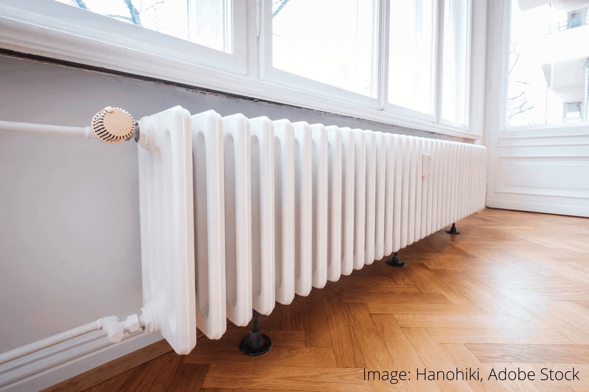 Turn off the radiator and prepare the area
