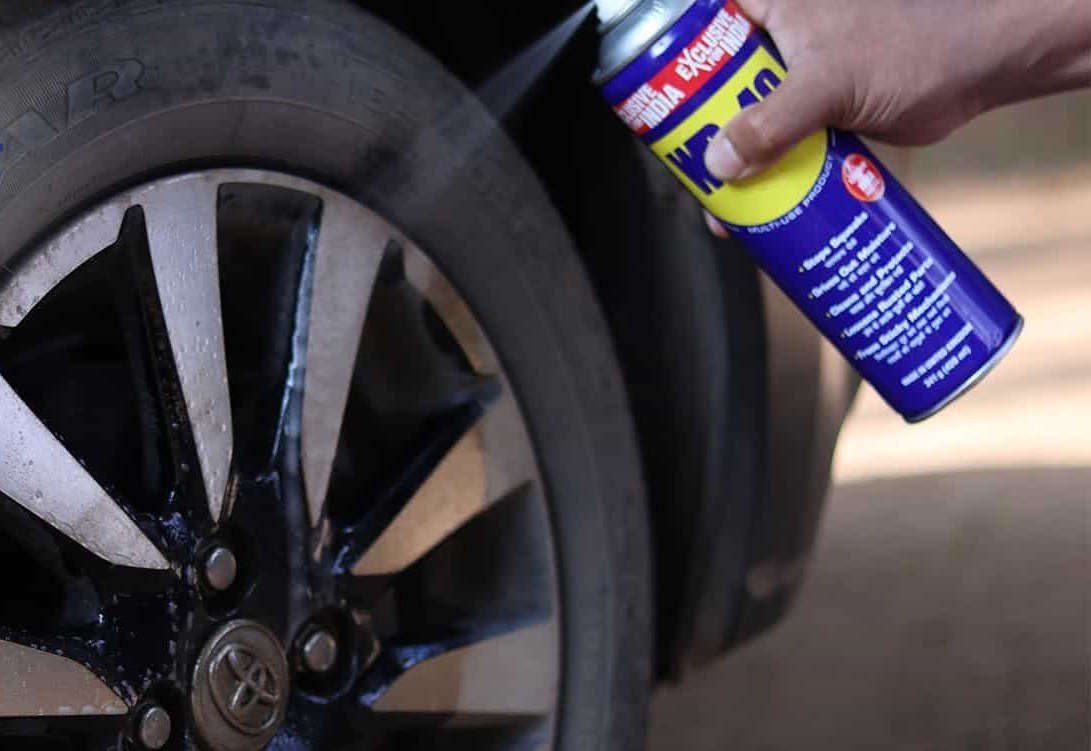 How to remove caked grease and grime from tyres