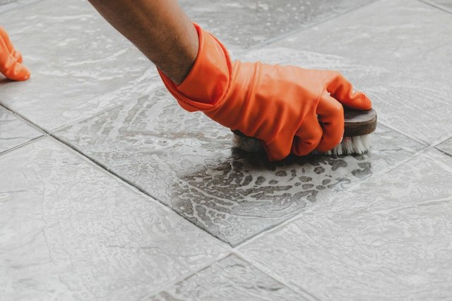How to Remove Cement Residue from Tiles