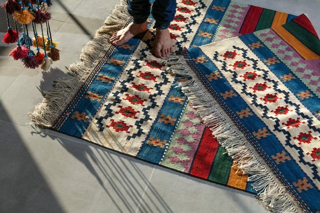 How to Get Chewing Gum Out of Carpet