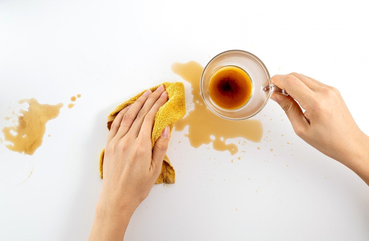 How to Remove Coffee Stains from a Table