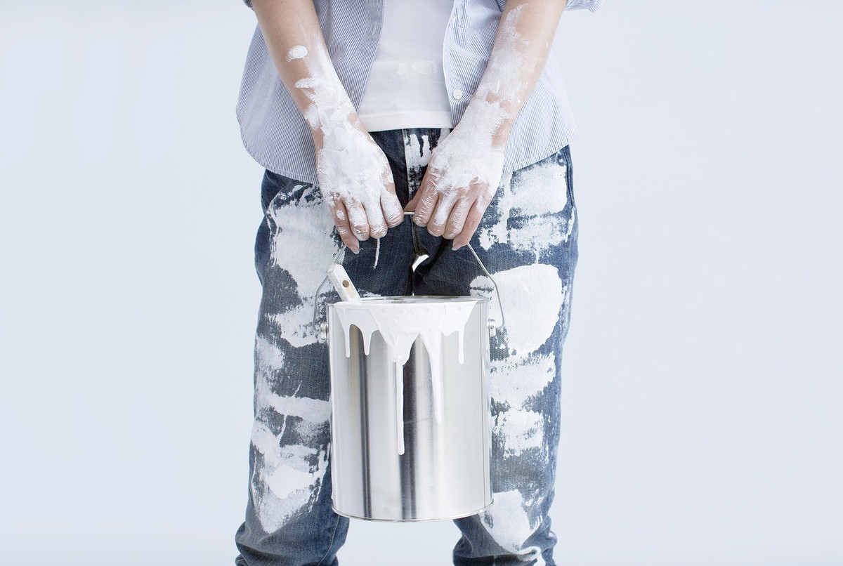 How to Remove Dried Paint from Clothes