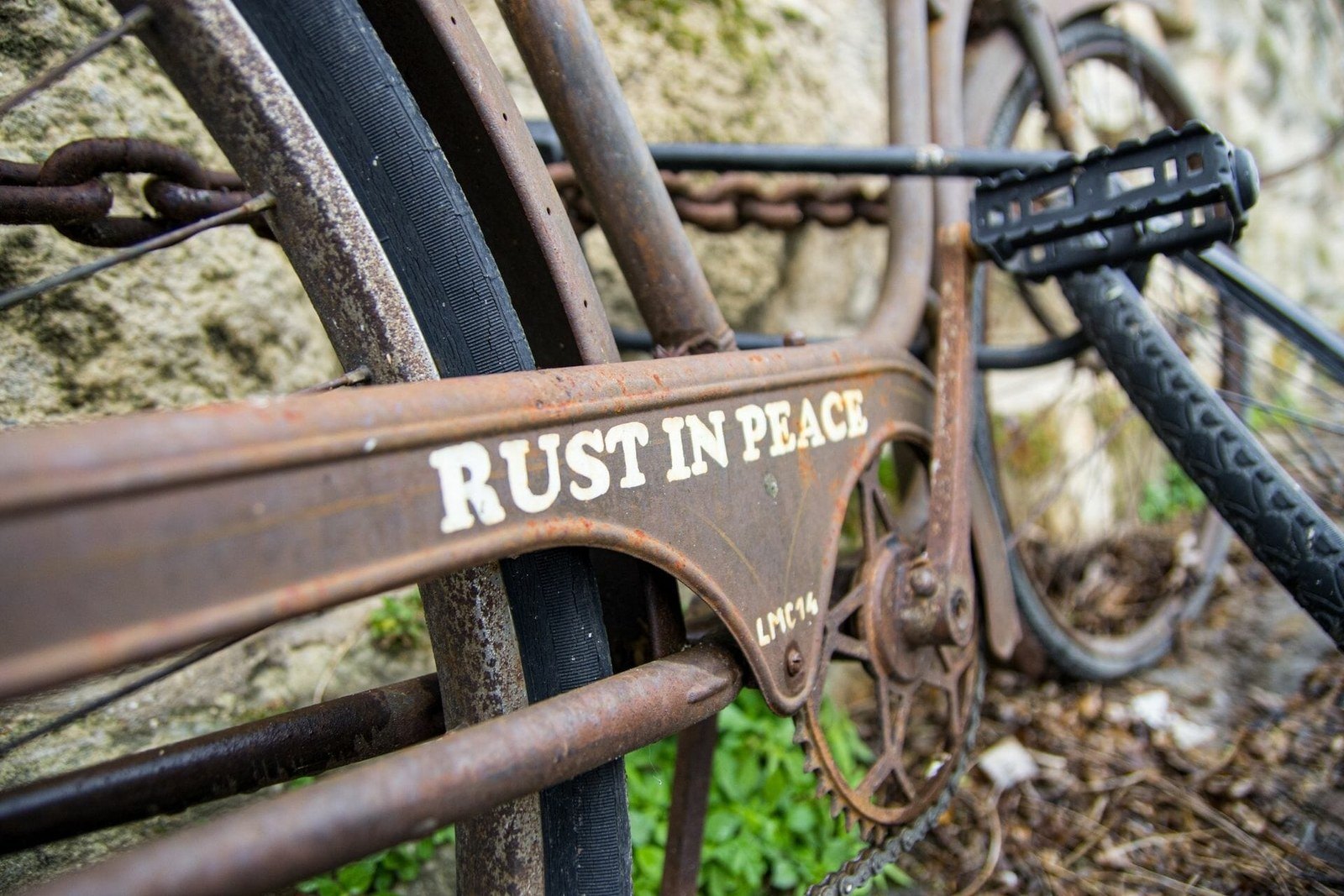 How to remove rust from a bicycle