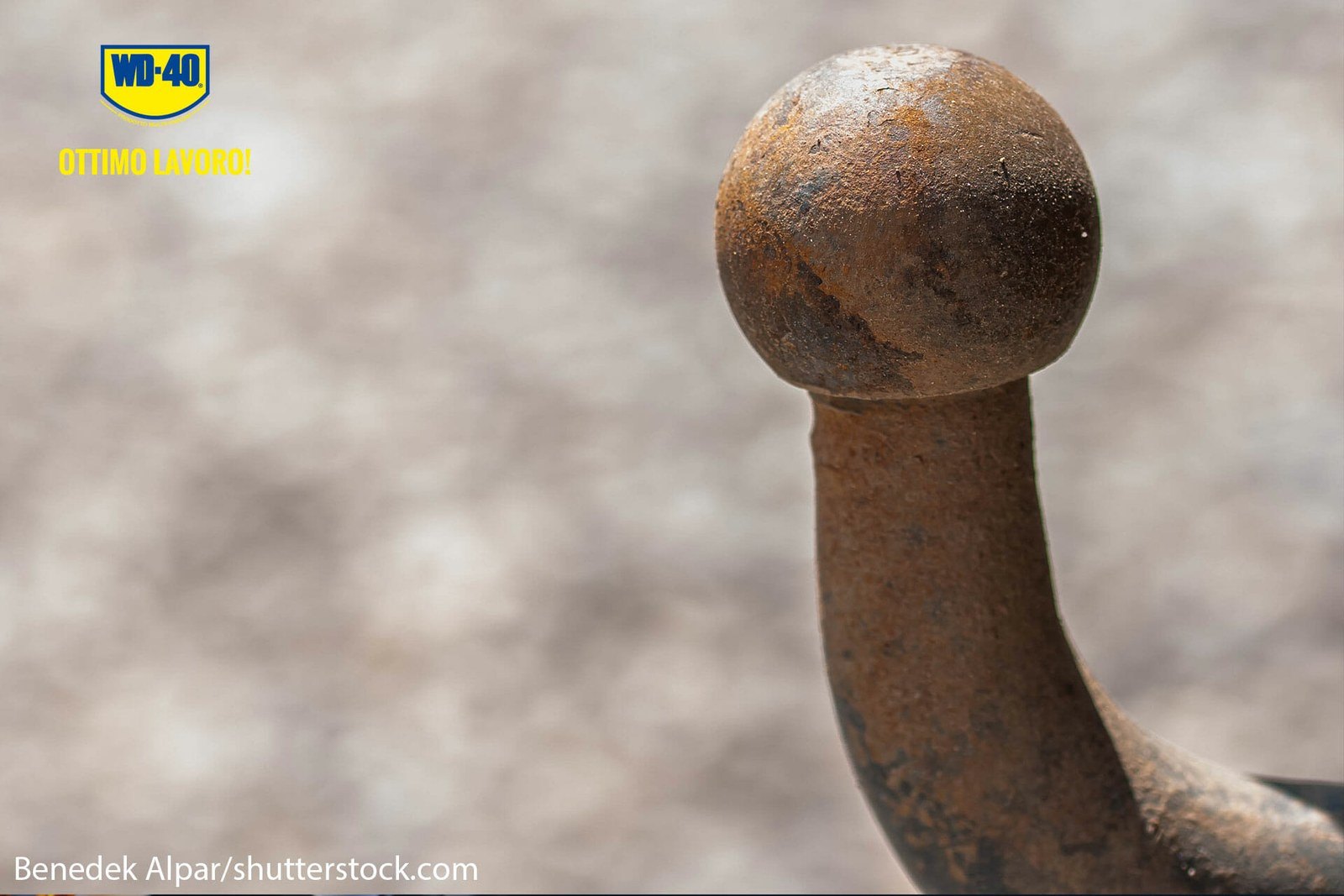 How to Remove Rust from a Tow Hitch