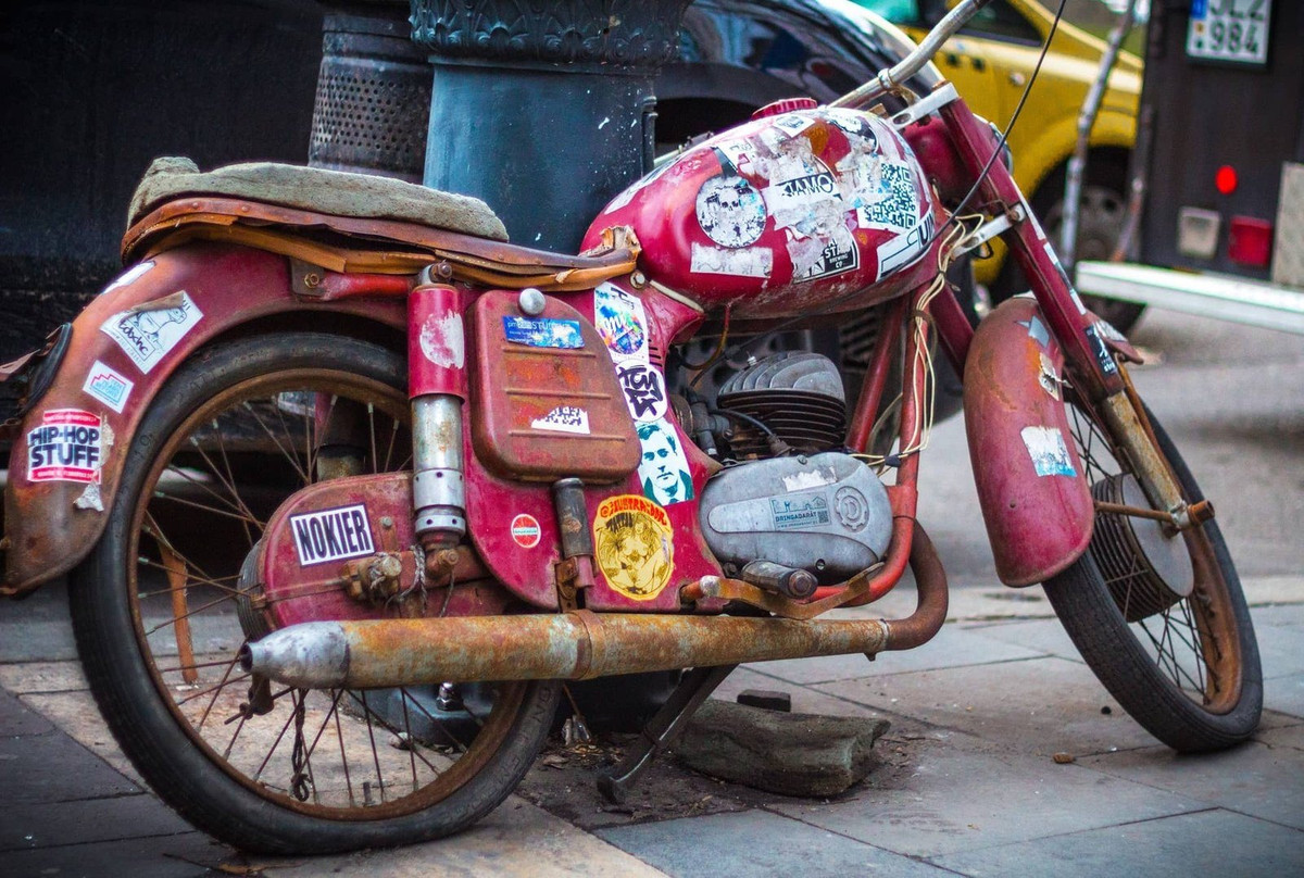 How to remove stickers from a motorcycle safely