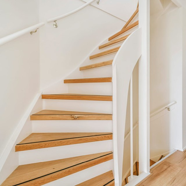 How to renovate an old staircase yourself