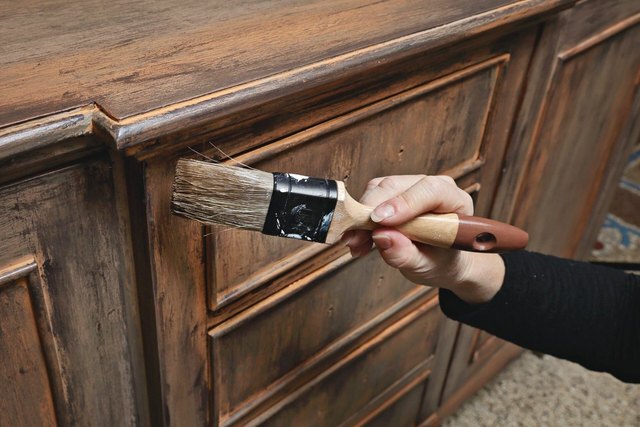 How to restore wooden furniture