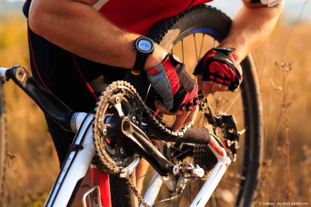 How to Repair a Broken Bike Chain