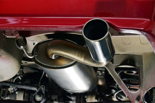How to repair or replace a car exhaust silencer