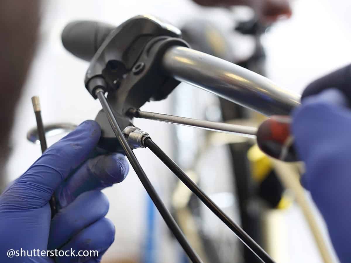 How to replace a bicycle brake cable