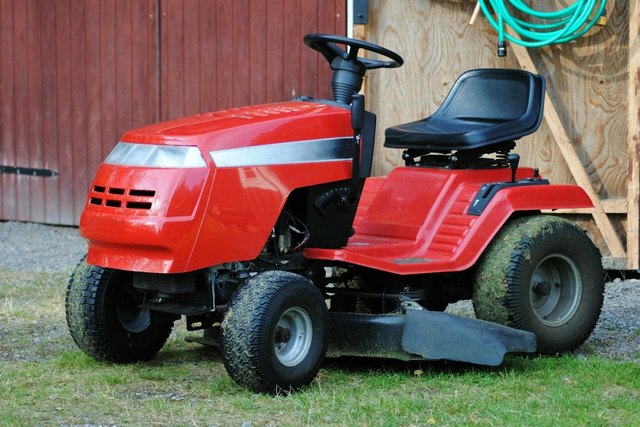 How to Replace a Lawn Mower Drive Belt