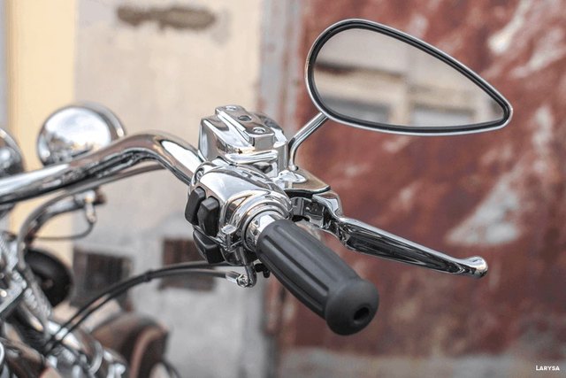 How to Replace Motorcycle Handlebar Grips