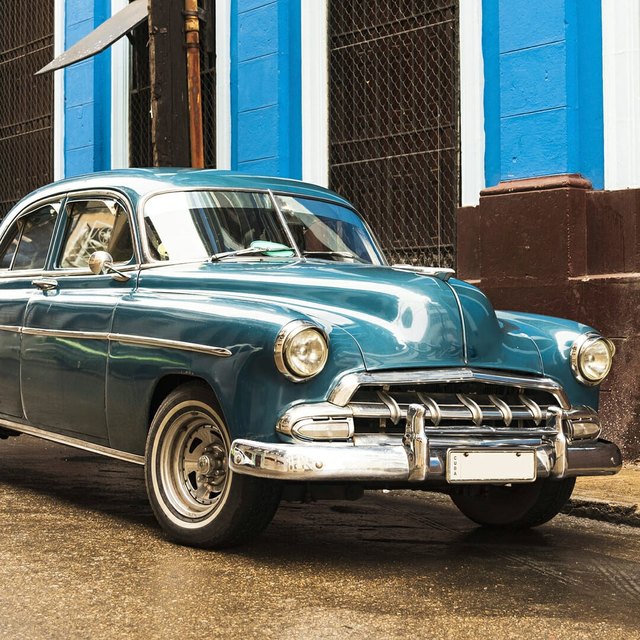 How to restore an old car yourself