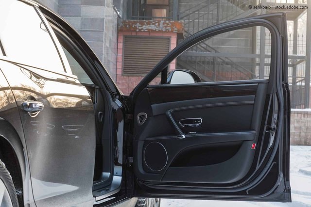 How to stop squeaky car door hinges
