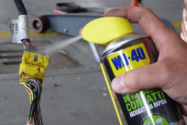How to use WD-40 Contact Cleaner in a car